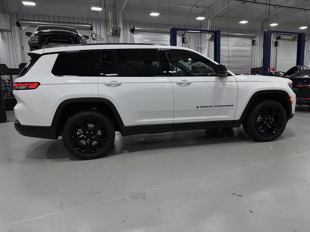 new 2025 Jeep Grand Cherokee L car, priced at $50,775