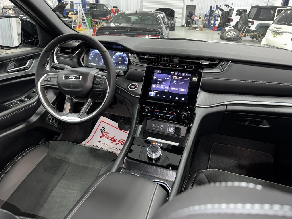 new 2025 Jeep Grand Cherokee L car, priced at $50,775