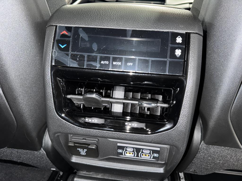 new 2025 Jeep Grand Cherokee L car, priced at $50,775