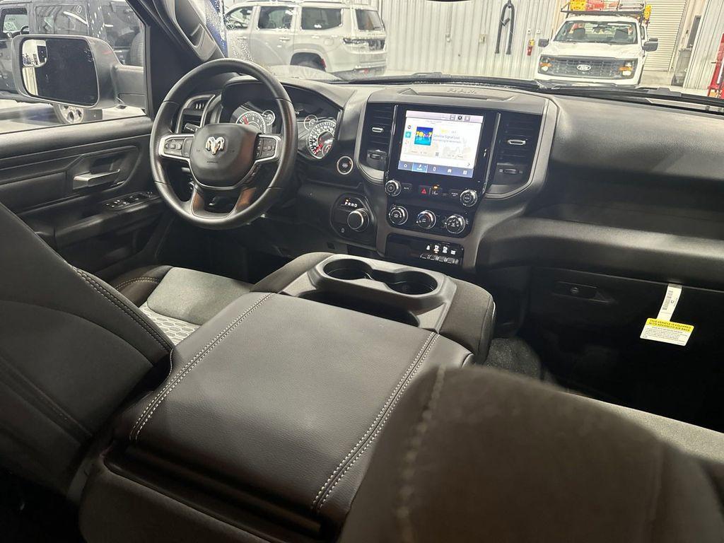 new 2025 Ram 1500 car, priced at $40,854