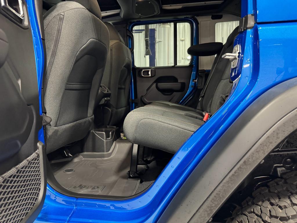 new 2025 Jeep Wrangler car, priced at $58,964