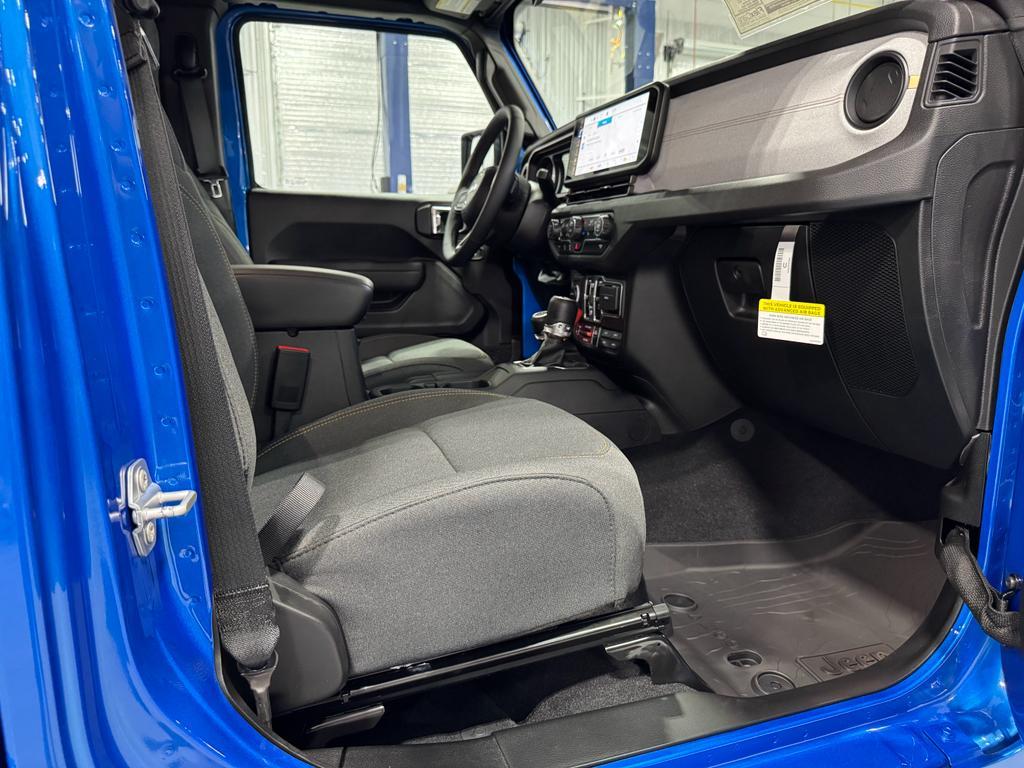 new 2025 Jeep Wrangler car, priced at $58,964