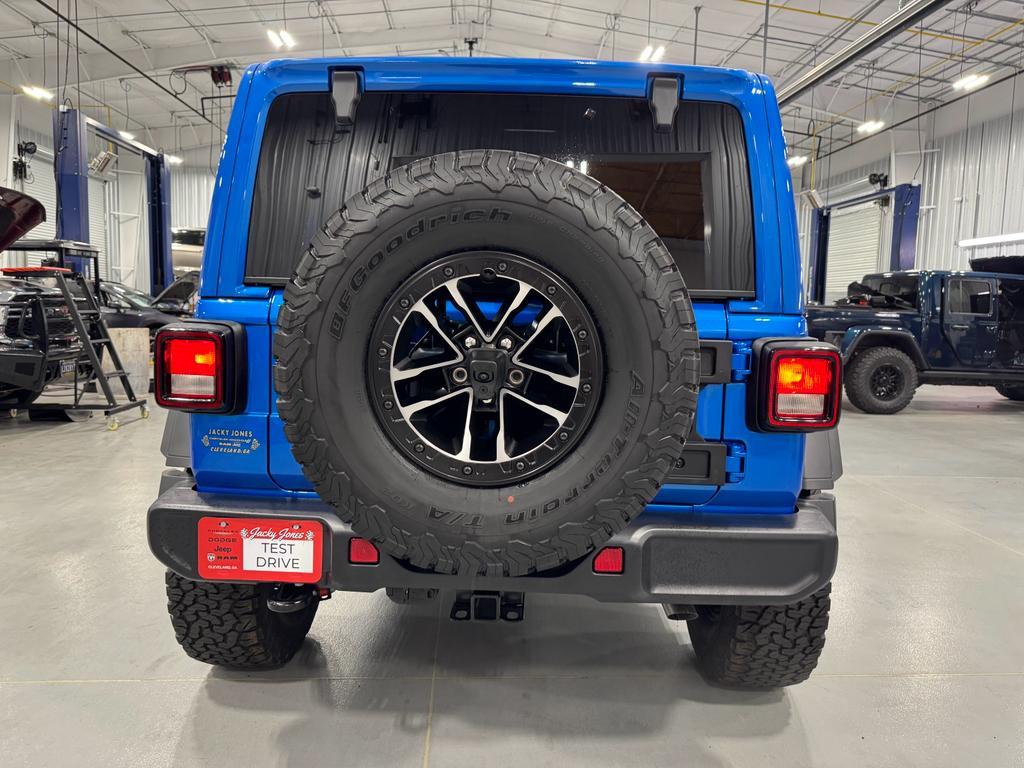 new 2025 Jeep Wrangler car, priced at $58,964