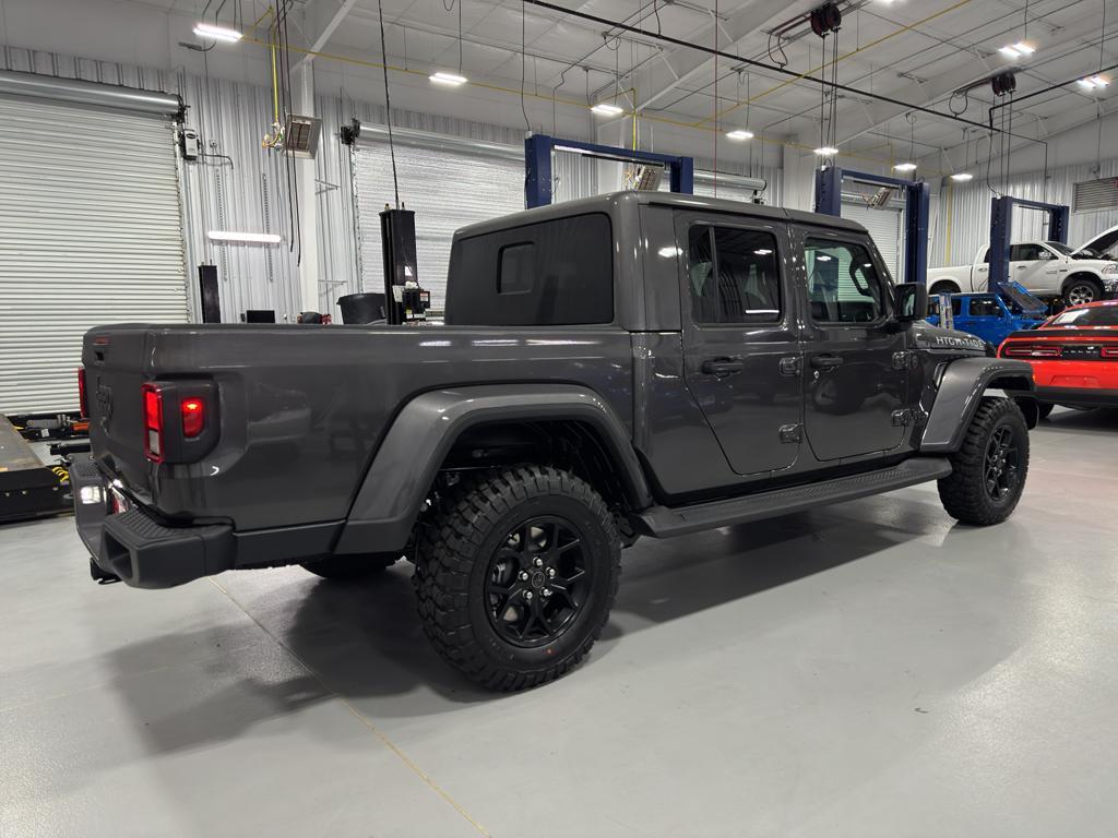new 2025 Jeep Gladiator car