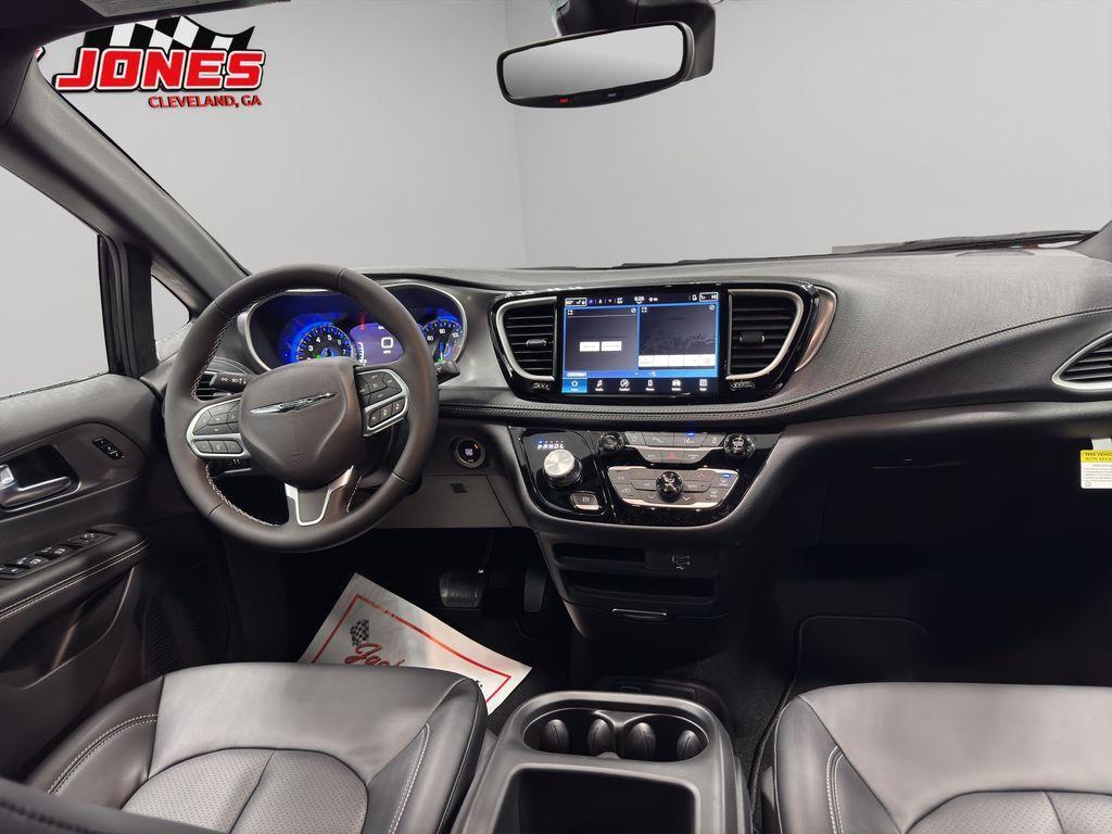 new 2026 Chrysler Pacifica car, priced at $41,894