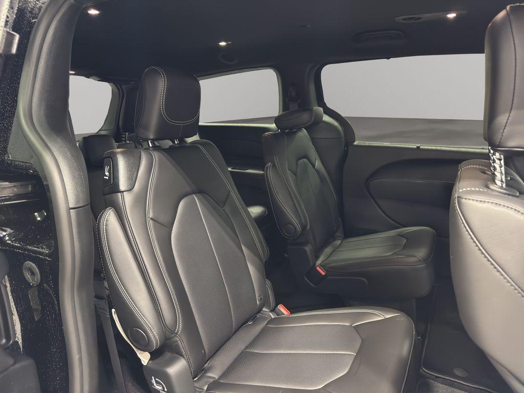new 2026 Chrysler Pacifica car, priced at $41,894