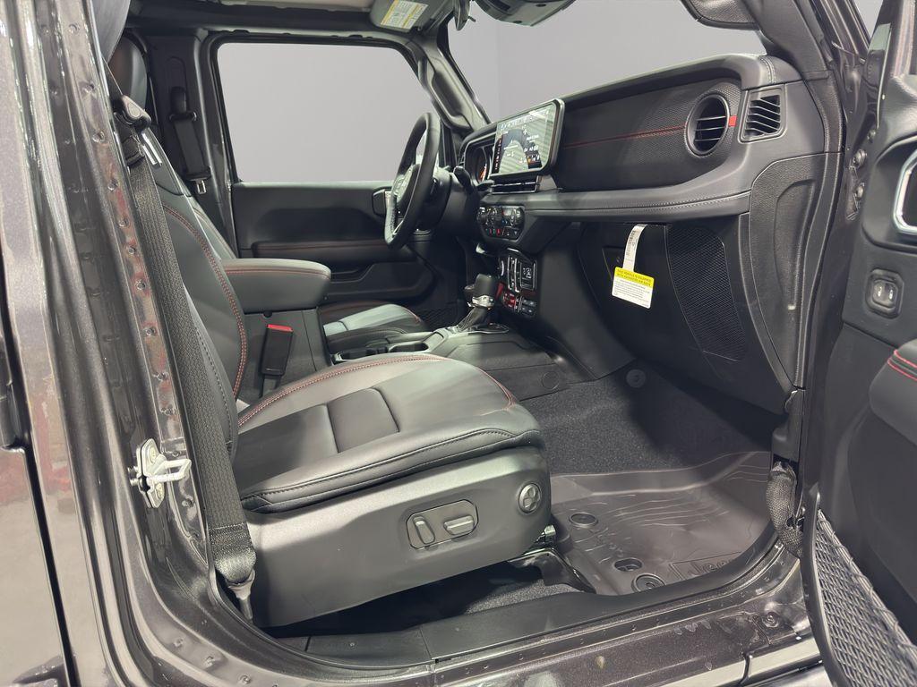 new 2026 Jeep Wrangler car, priced at $59,527