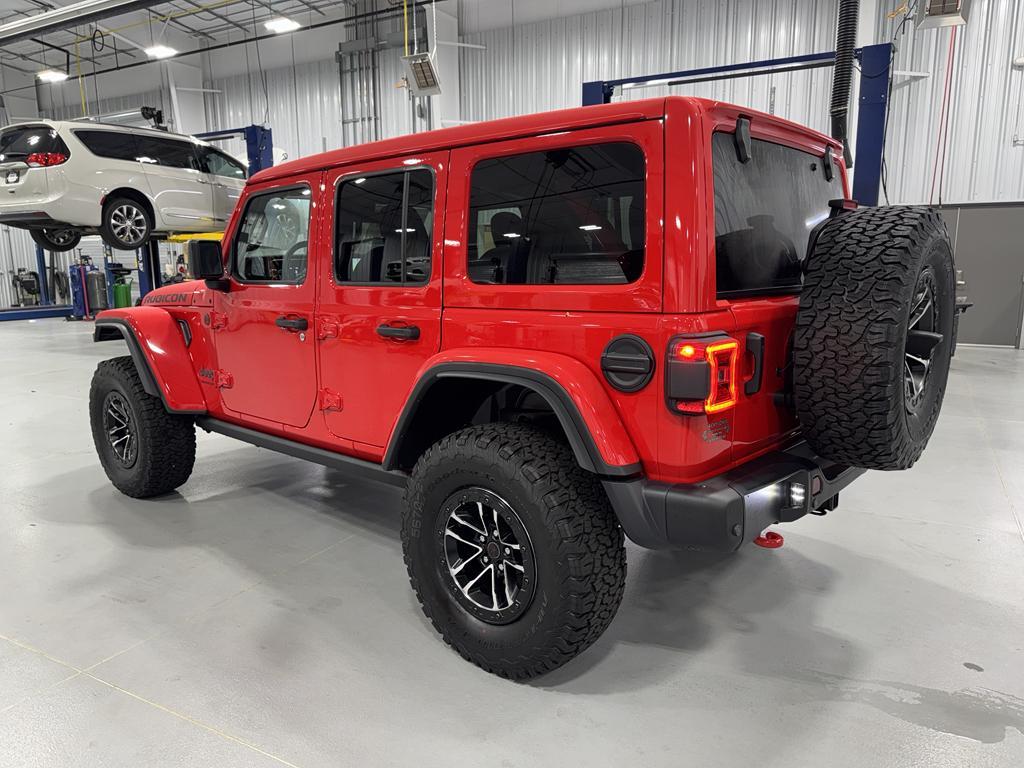 new 2025 Jeep Wrangler car
