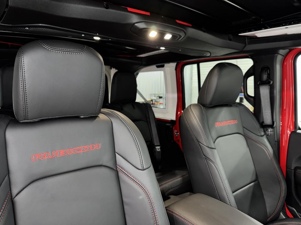 new 2025 Jeep Wrangler car