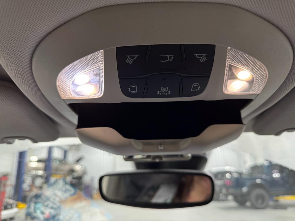 used 2024 Chrysler Pacifica car, priced at $35,969