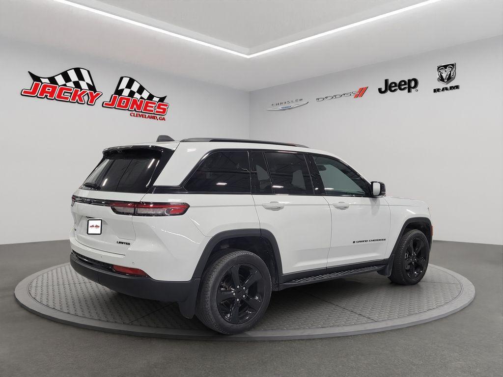 used 2024 Jeep Grand Cherokee car, priced at $38,769