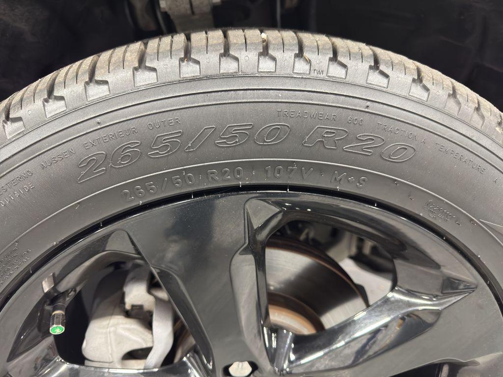 used 2024 Jeep Grand Cherokee car, priced at $38,769