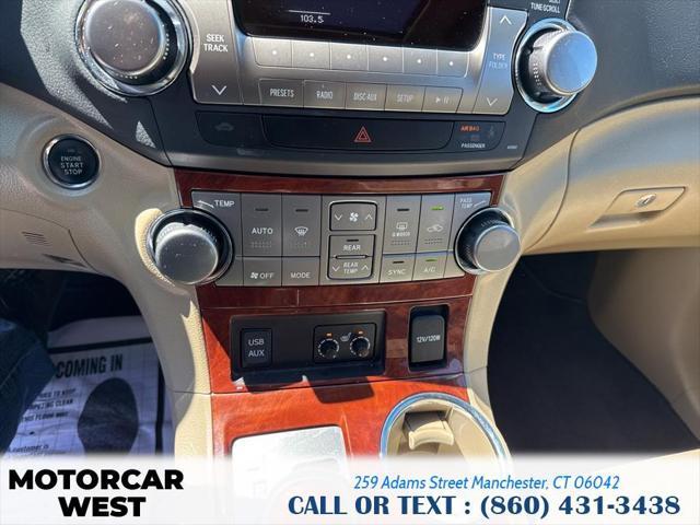 used 2011 Toyota Highlander car, priced at $12,995