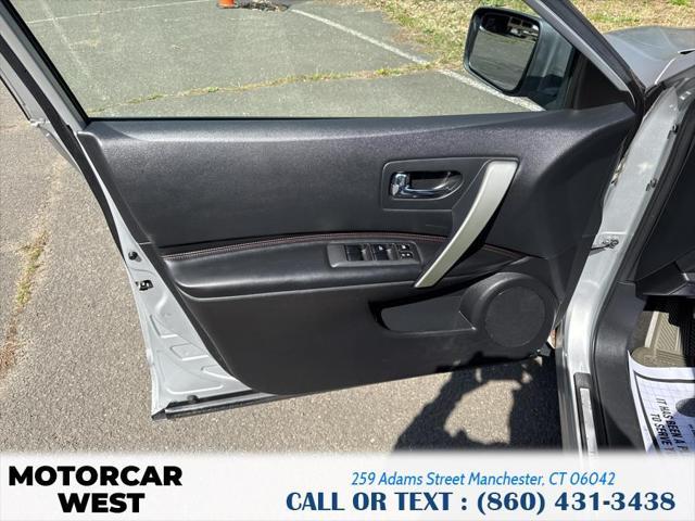used 2011 Nissan Rogue car, priced at $10,981
