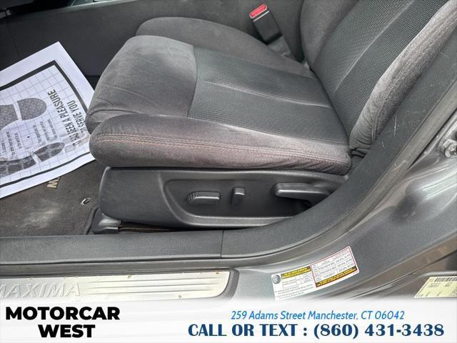 used 2000 Nissan Maxima car, priced at $7,995