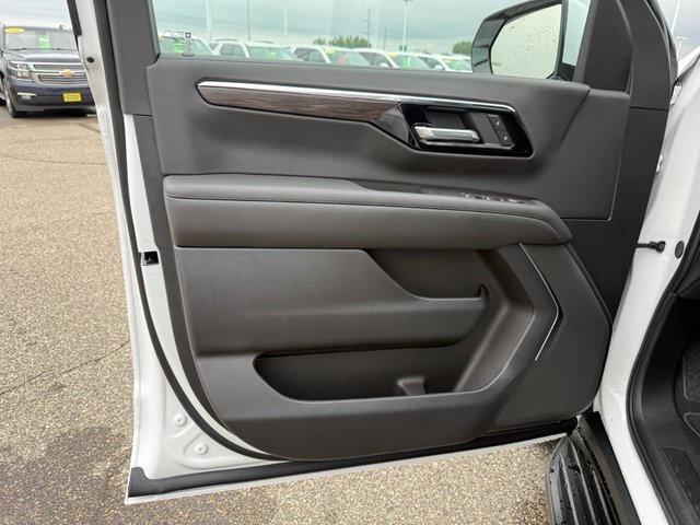 new 2025 Chevrolet Suburban car, priced at $63,598
