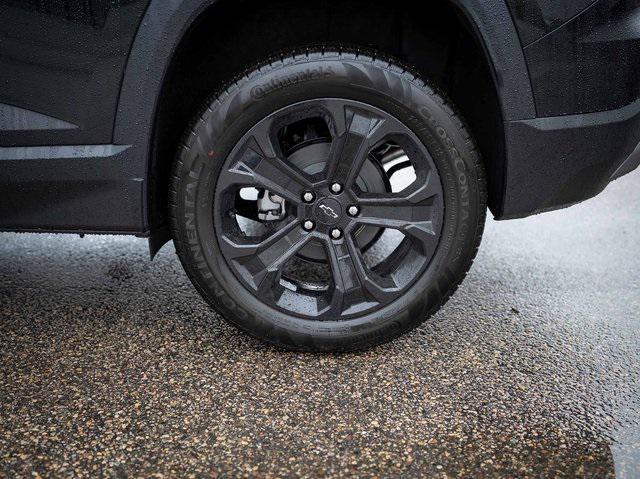 new 2025 Chevrolet Equinox car, priced at $30,040