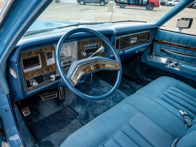 used 1977 Lincoln Continental car, priced at $7,499