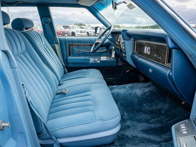 used 1977 Lincoln Continental car, priced at $7,499