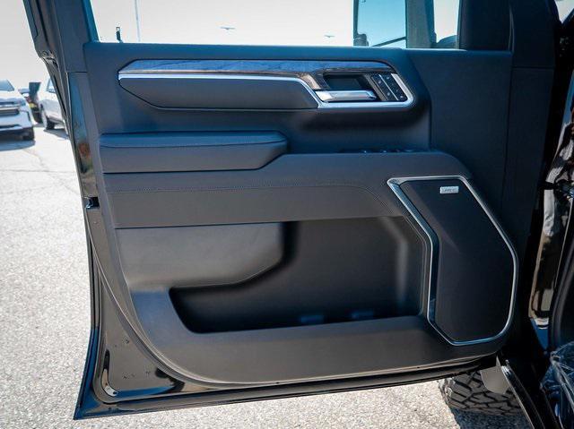 new 2025 Chevrolet Silverado 2500 car, priced at $77,999