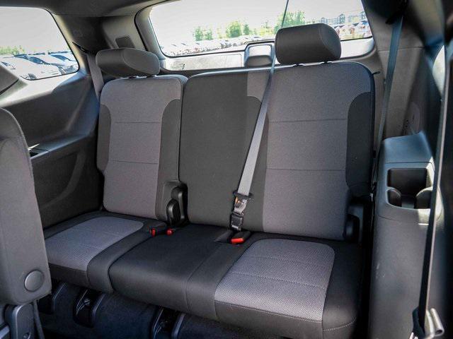 used 2022 Chevrolet Traverse car, priced at $27,999