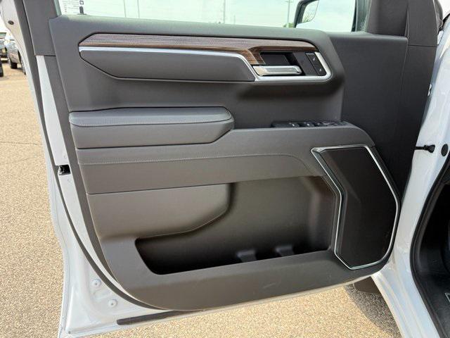 new 2025 Chevrolet Silverado 1500 car, priced at $52,705