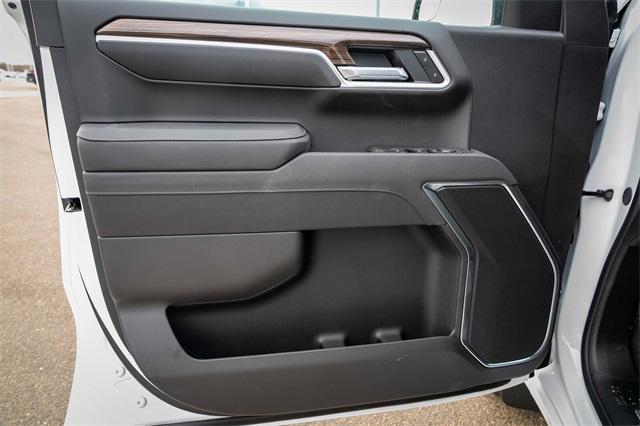 new 2025 Chevrolet Silverado 1500 car, priced at $52,705