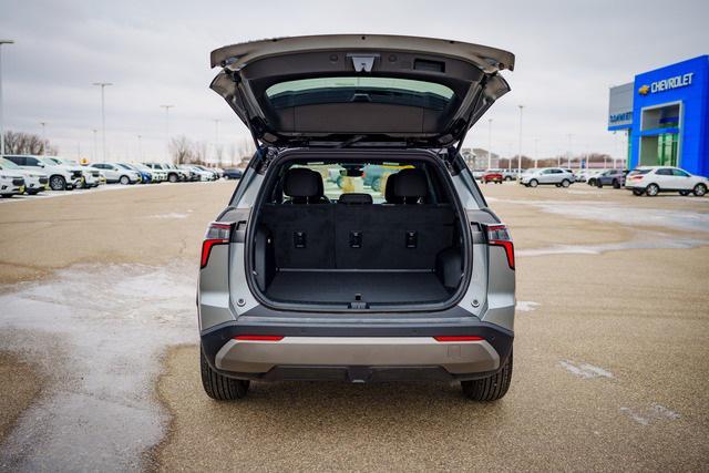 new 2025 Chevrolet Equinox car, priced at $31,057