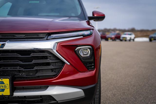 new 2025 Chevrolet TrailBlazer car, priced at $32,070