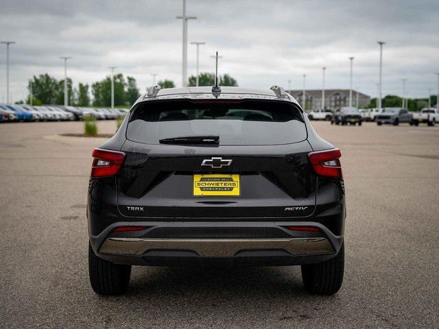 new 2025 Chevrolet Trax car, priced at $24,403