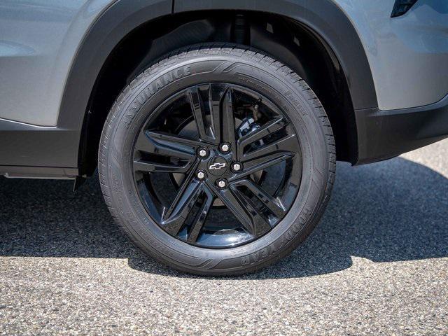 new 2025 Chevrolet Trax car, priced at $26,940