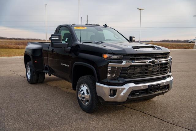 new 2025 Chevrolet Silverado 3500 car, priced at $64,393