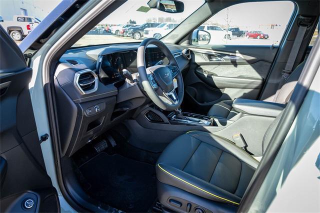 new 2025 Chevrolet TrailBlazer car, priced at $32,185