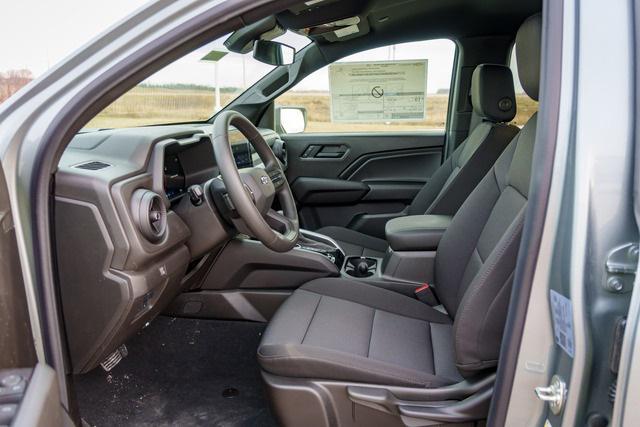 new 2025 Chevrolet Colorado car, priced at $40,360