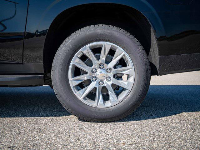 new 2025 Chevrolet Suburban car, priced at $74,426