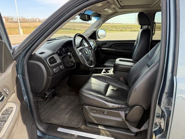 used 2009 Chevrolet Suburban car, priced at $5,195