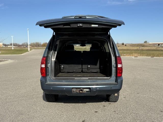 used 2009 Chevrolet Suburban car, priced at $5,195