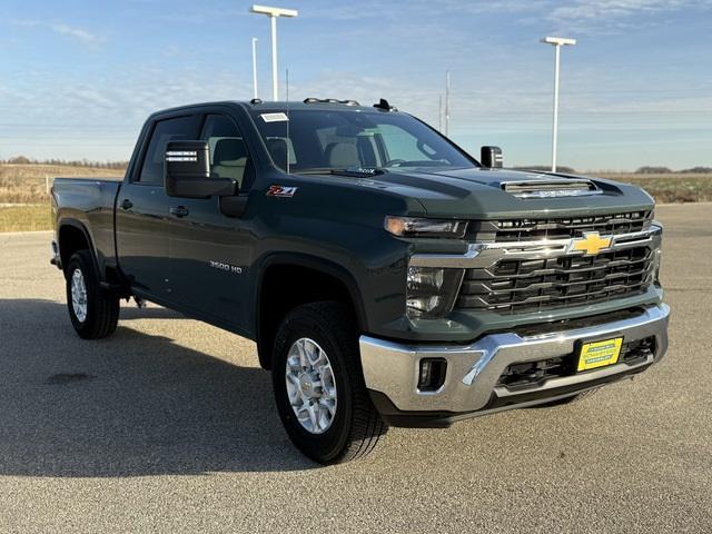 new 2025 Chevrolet Silverado 3500 car, priced at $58,371