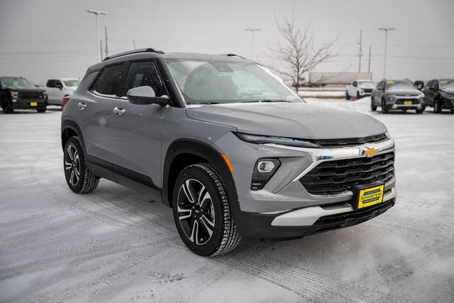 new 2025 Chevrolet TrailBlazer car, priced at $30,575