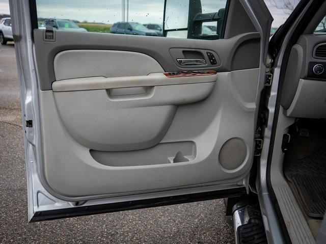 used 2011 Chevrolet Silverado 2500 car, priced at $16,999