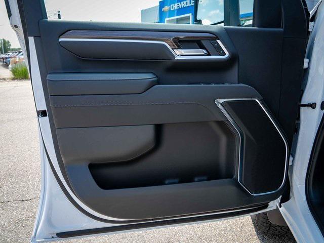new 2025 Chevrolet Silverado 3500 car, priced at $70,323