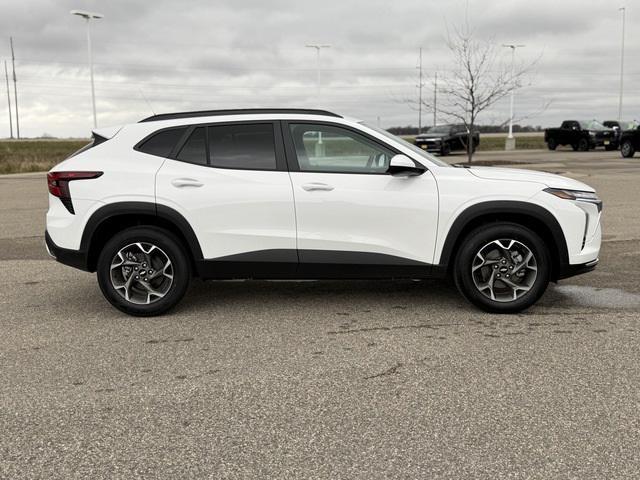 new 2025 Chevrolet Trax car, priced at $24,985