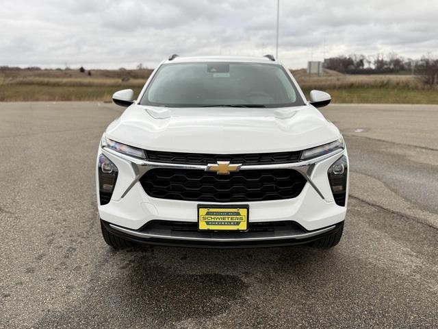 new 2025 Chevrolet Trax car, priced at $24,985