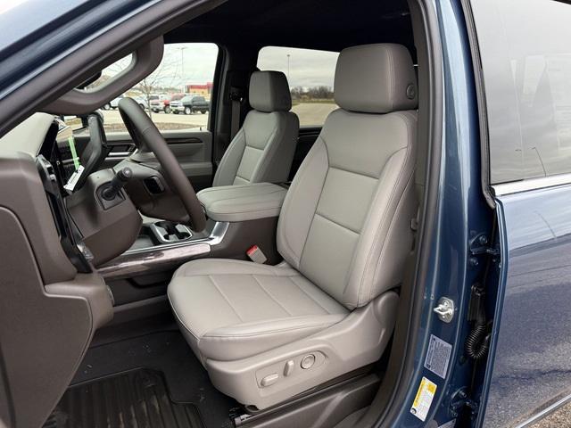 new 2025 Chevrolet Silverado 3500 car, priced at $73,624