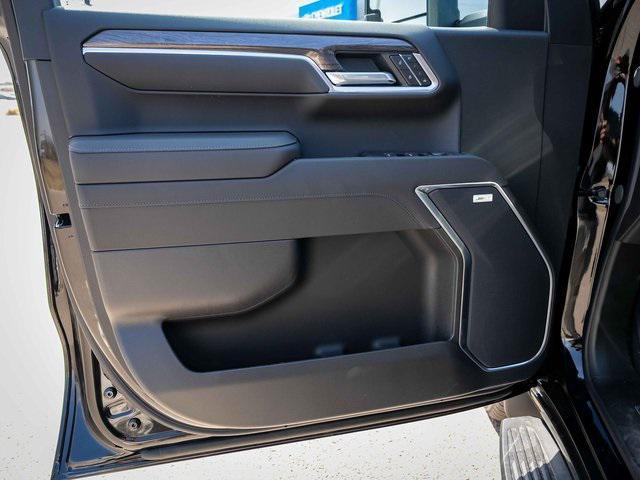 new 2025 Chevrolet Silverado 1500 car, priced at $66,070