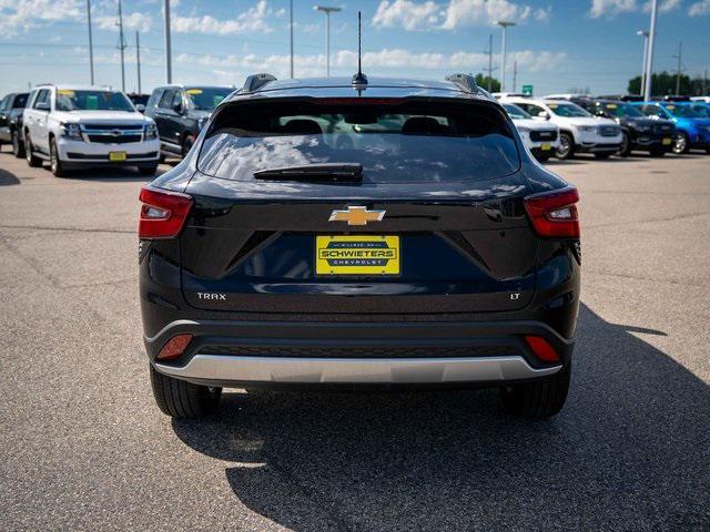 new 2025 Chevrolet Trax car, priced at $22,221