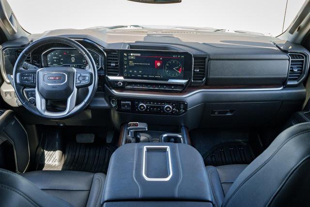 used 2022 GMC Sierra 1500 car, priced at $40,582