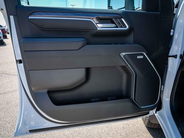 new 2025 Chevrolet Silverado 3500 car, priced at $80,900
