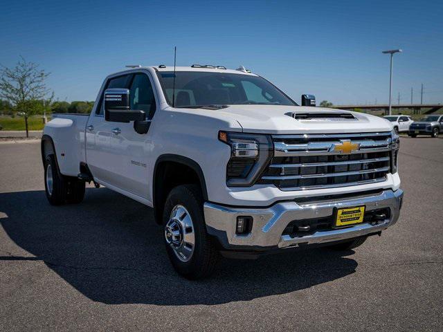 new 2025 Chevrolet Silverado 3500 car, priced at $80,900