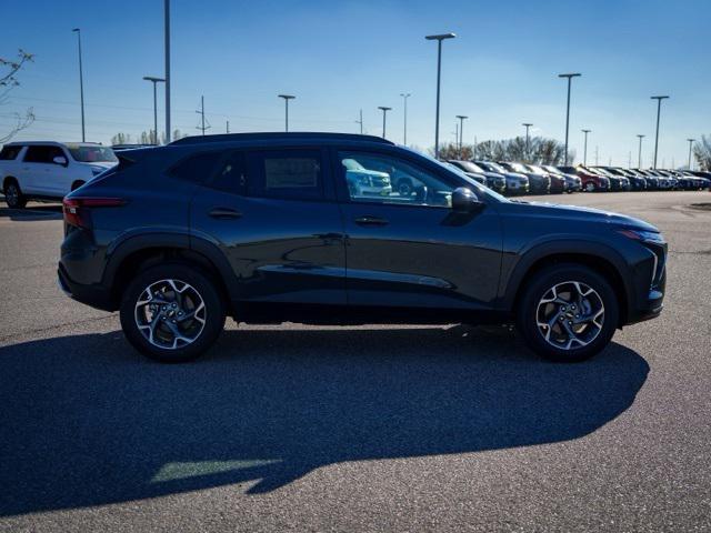 new 2025 Chevrolet Trax car, priced at $23,049